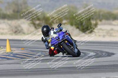 media/Jan-15-2026-Racers Edge (Thu) [[dfebeb70ab]]/3-B Group/Session 4 (Turn 5)/